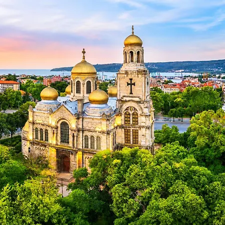 Elegant Nest Lejlighed Varna